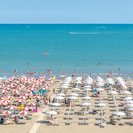 Seaview Flat In A Pet Friendly In Апартаменты *