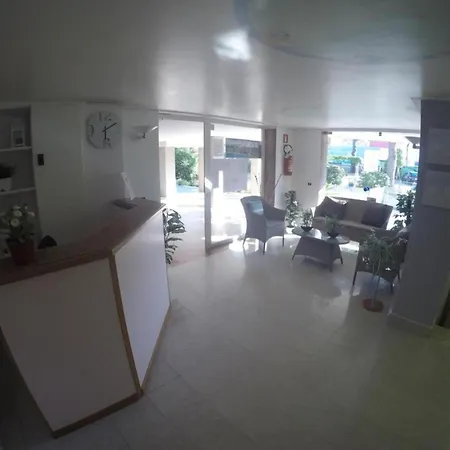 Апартаменты Seaview Flat In A Pet Friendly In Каорле