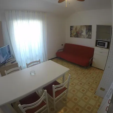 Seaview Flat In A Pet Friendly In Апартаменты *