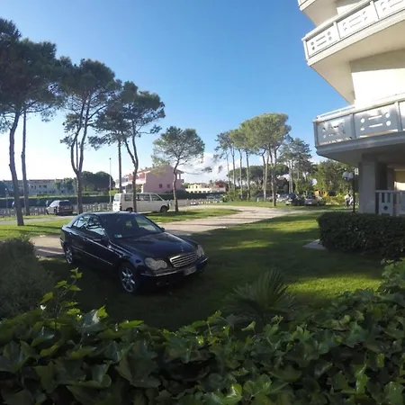 Seaview Flat In A Pet Friendly In * Caorle