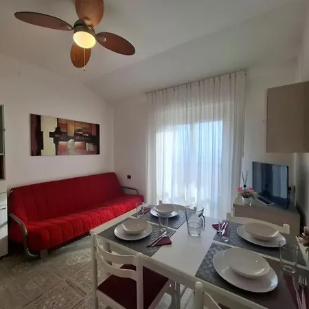 Lägenhet Seaview Flat In A Pet Friendly In