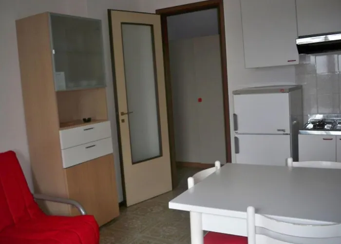 Seaview Flat In A Pet Friendly In